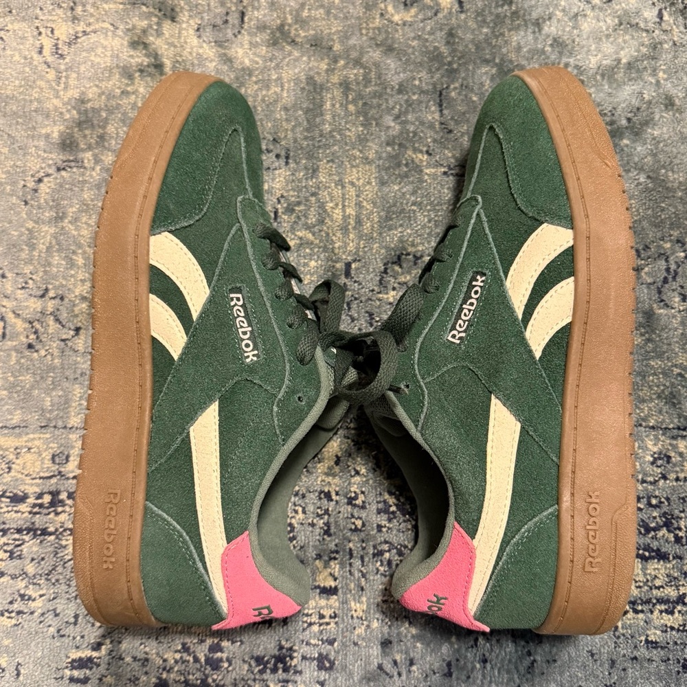Reebok 8.5 Forte Lounger Women's Sneakers Green Pink White Sneakers NwoB - Picture 5 of 11